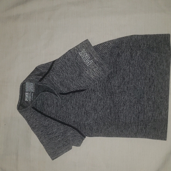 VS PINK Seamless Workout Crop Top - Picture 4 of 5